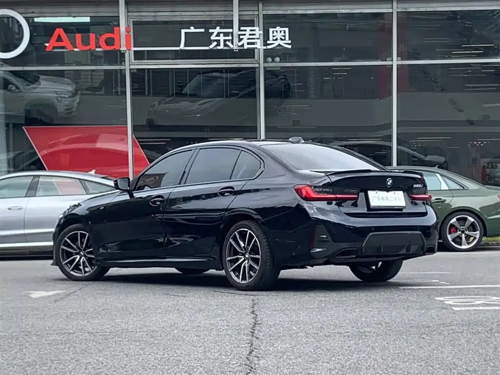 BMW 3 Series 2023 325Li M Sport Package фото 4