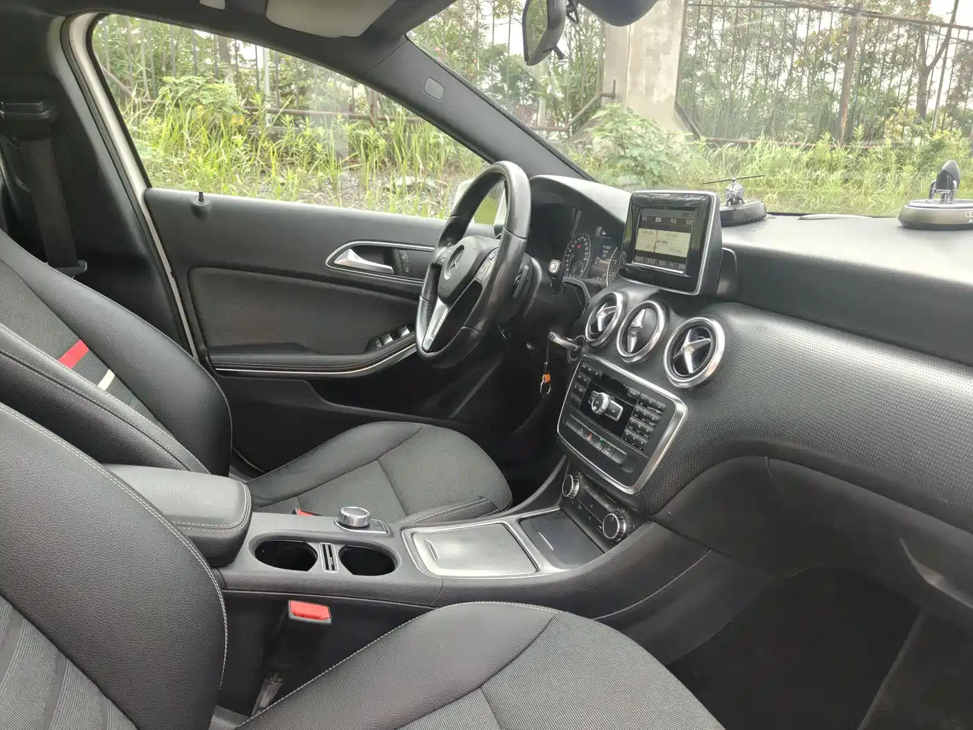Mercedes-Benz A-Class (Import) 2015 A 180 фото 14