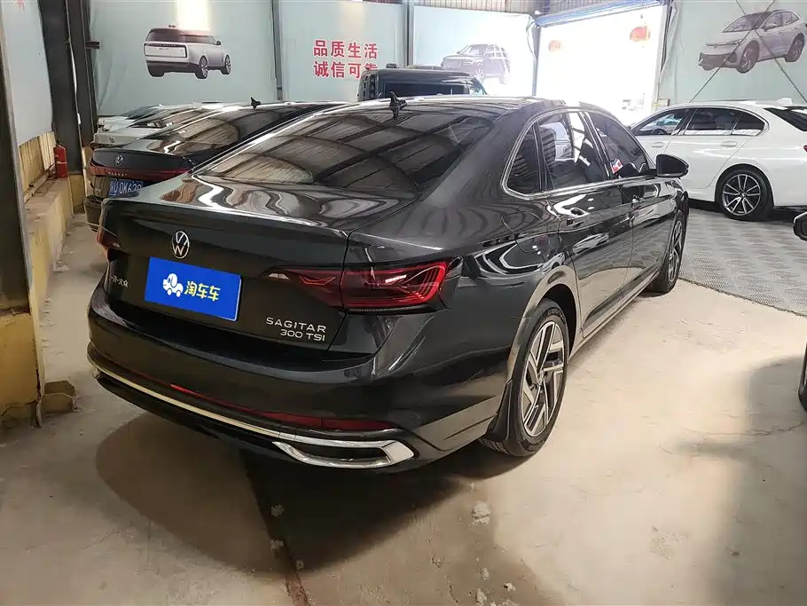 Volkswagen Sagitar 2023 300TSI DSG Surpassing Edition фото 3