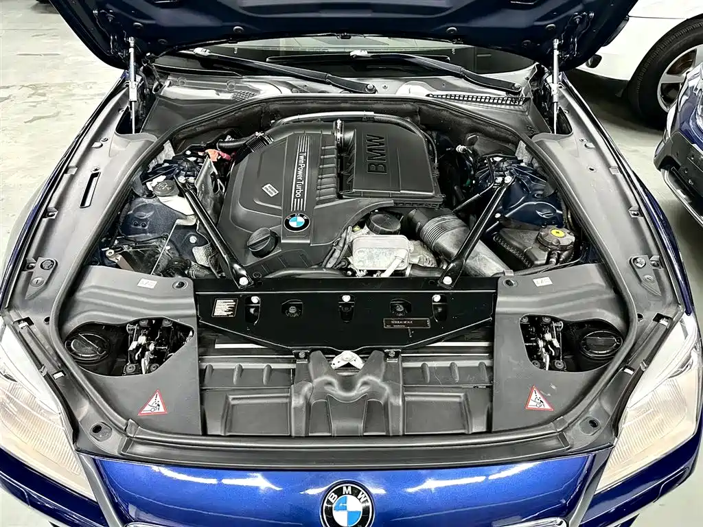 BMW 6 Series 2012 640i Coupe фото 12