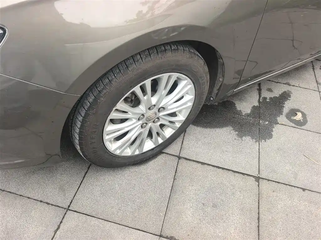 Buick Excelle 2015 15N Automatic Elite фото 23