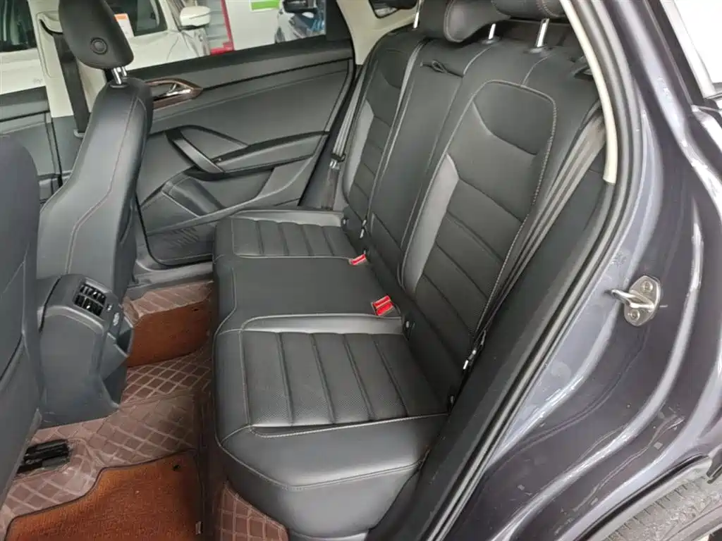 Volkswagen Tharu 2019 Model 330TSI 4WD Flagship Edition China VI фото 17