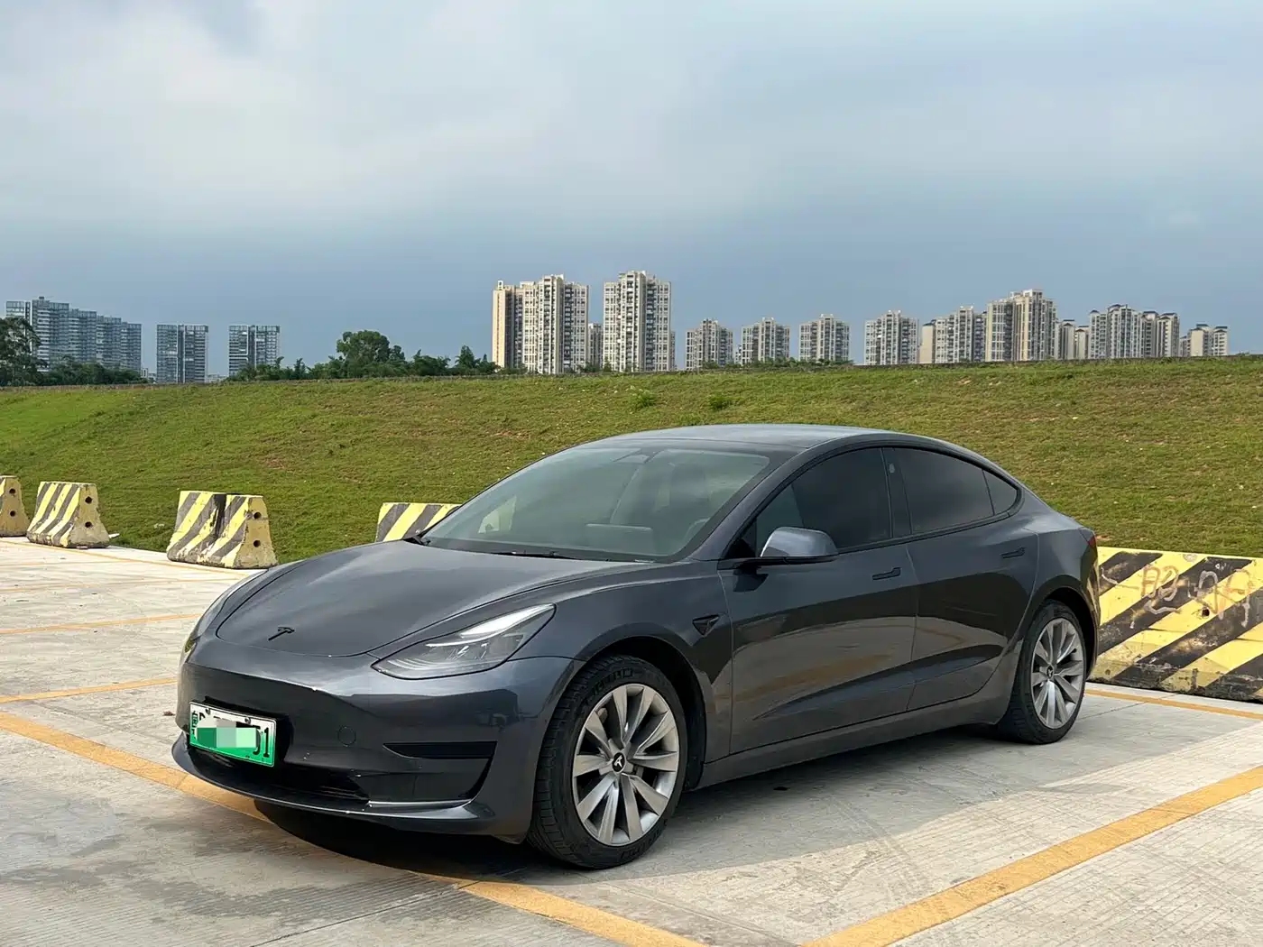 Tesla Model 3 2022 Model Rear-Wheel Drive Version