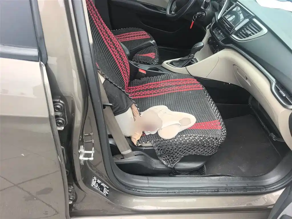 Buick Excelle 2015 15N Automatic Elite фото 25