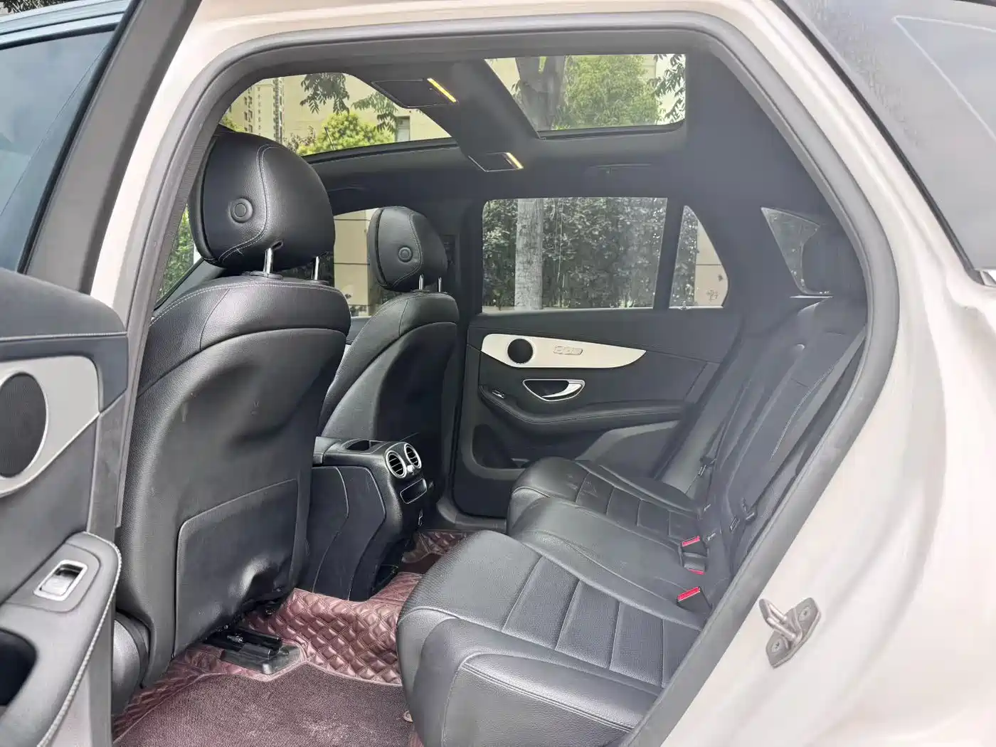 Mercedes-Benz GLC 2022 Facelift GLC 260 L 4MATIC Dynamic фото 4