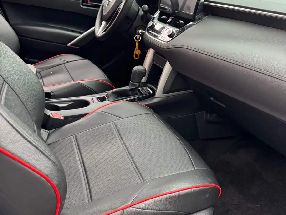 Toyota Frontlander 2024 2.0L CVT Elite Edition фото 11