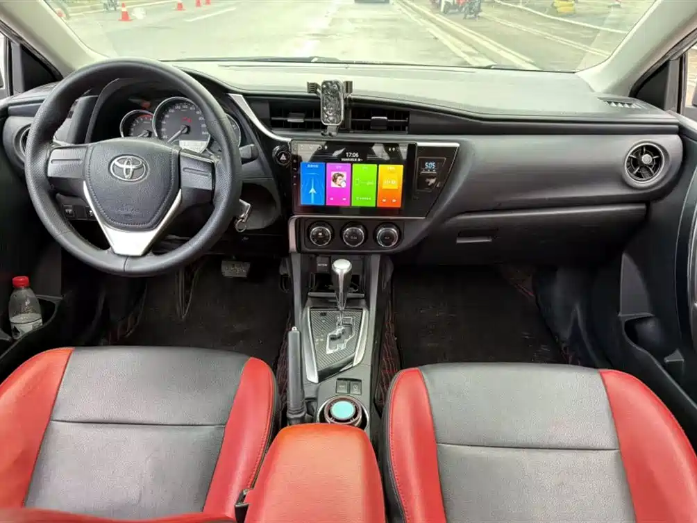 Toyota Corolla 2017 Facelift 1.2T S-CVT GL фото 15