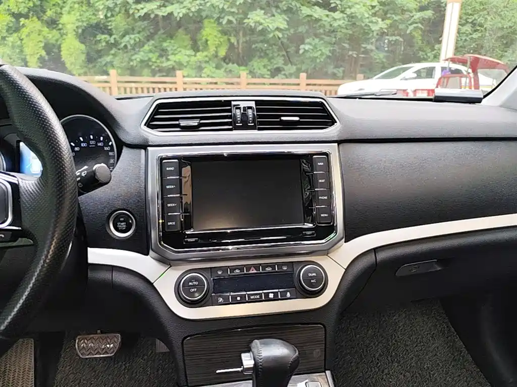 Haval H6 Coupe 2015 Model Blue Label 2.0T Automatic 2WD Elite фото 13