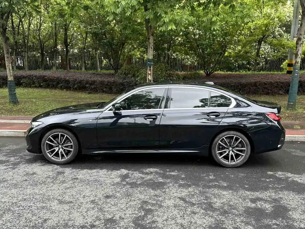 BMW 3 Series 2023 325Li M Sport Package фото 11
