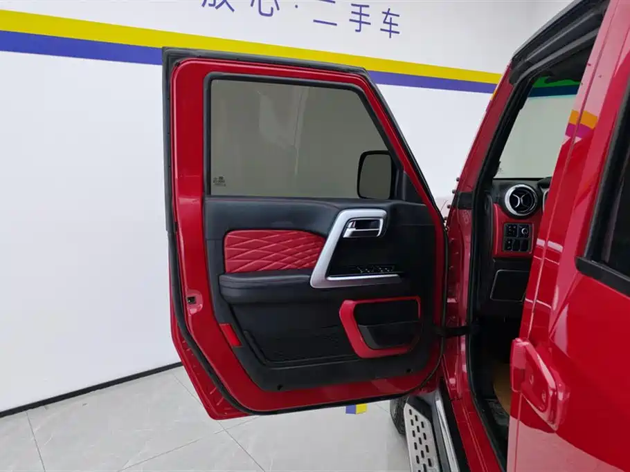 BAIC ORV Beijing Offroad BJ40 2018 PLUS 2.3T Auto 4WD Premium Edition China V фото 7