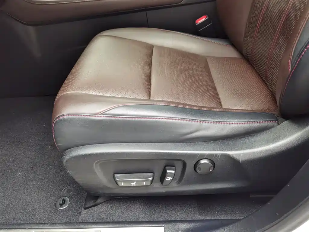 Lexus RX 2016 300 2WD Comfort Edition China VI фото 20