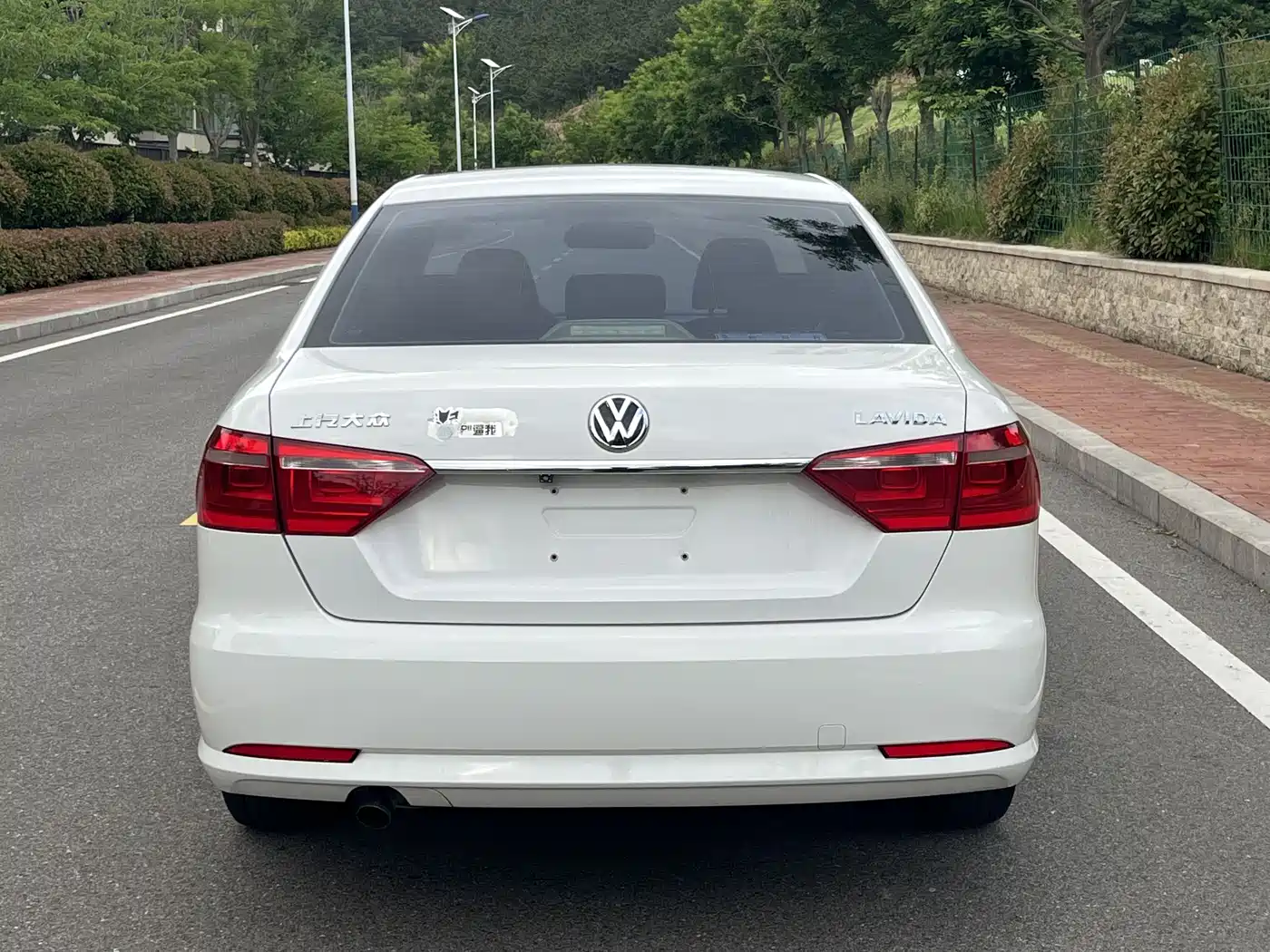 Volkswagen Lavida 2017 1.6L Automatic Trend Edition фото 9