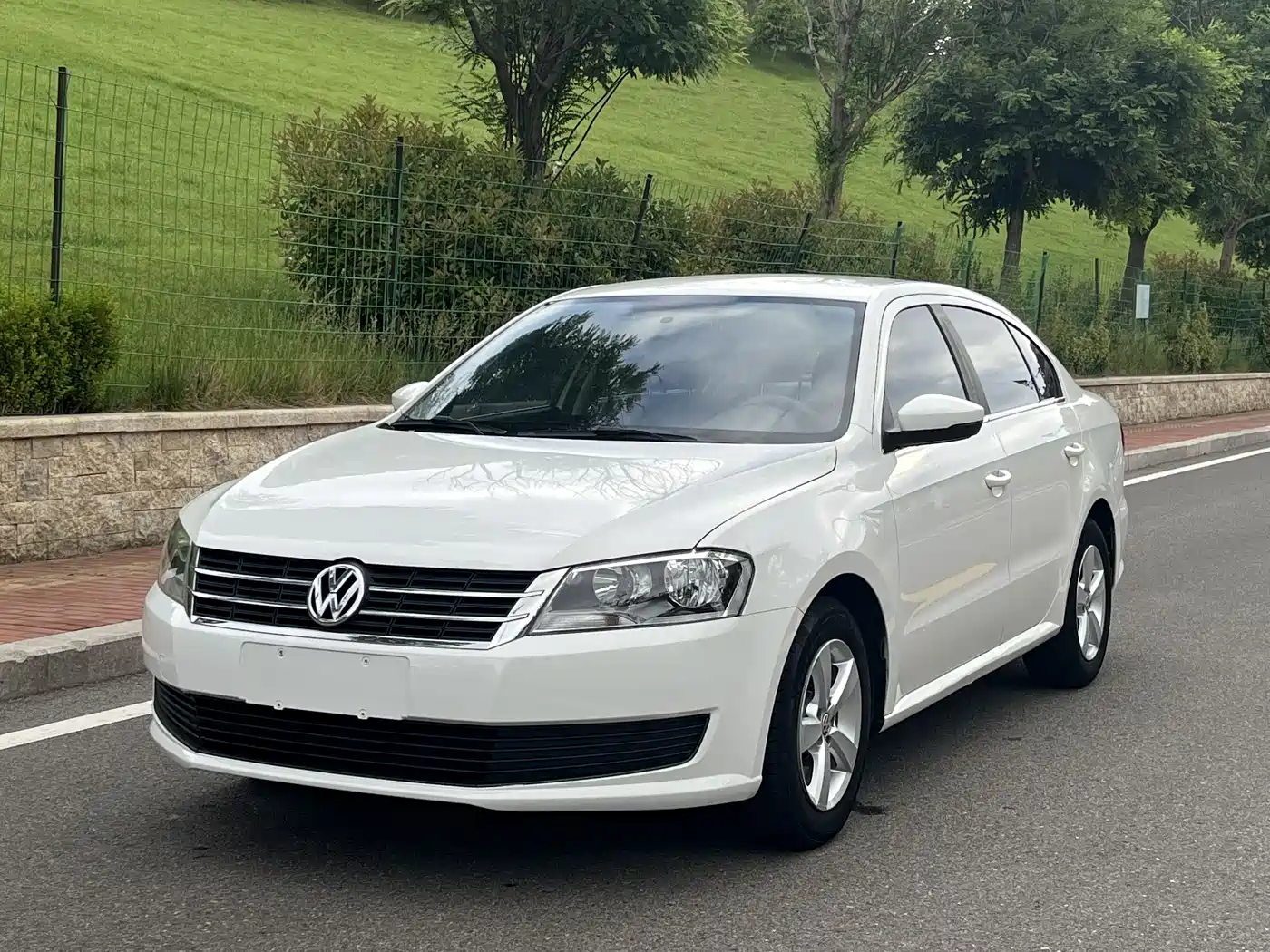 Volkswagen Lavida 2017 1.6L Automatic Trend Edition