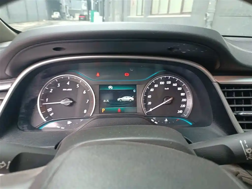 Buick Excelle 2016 15N Automatic Elite фото 4
