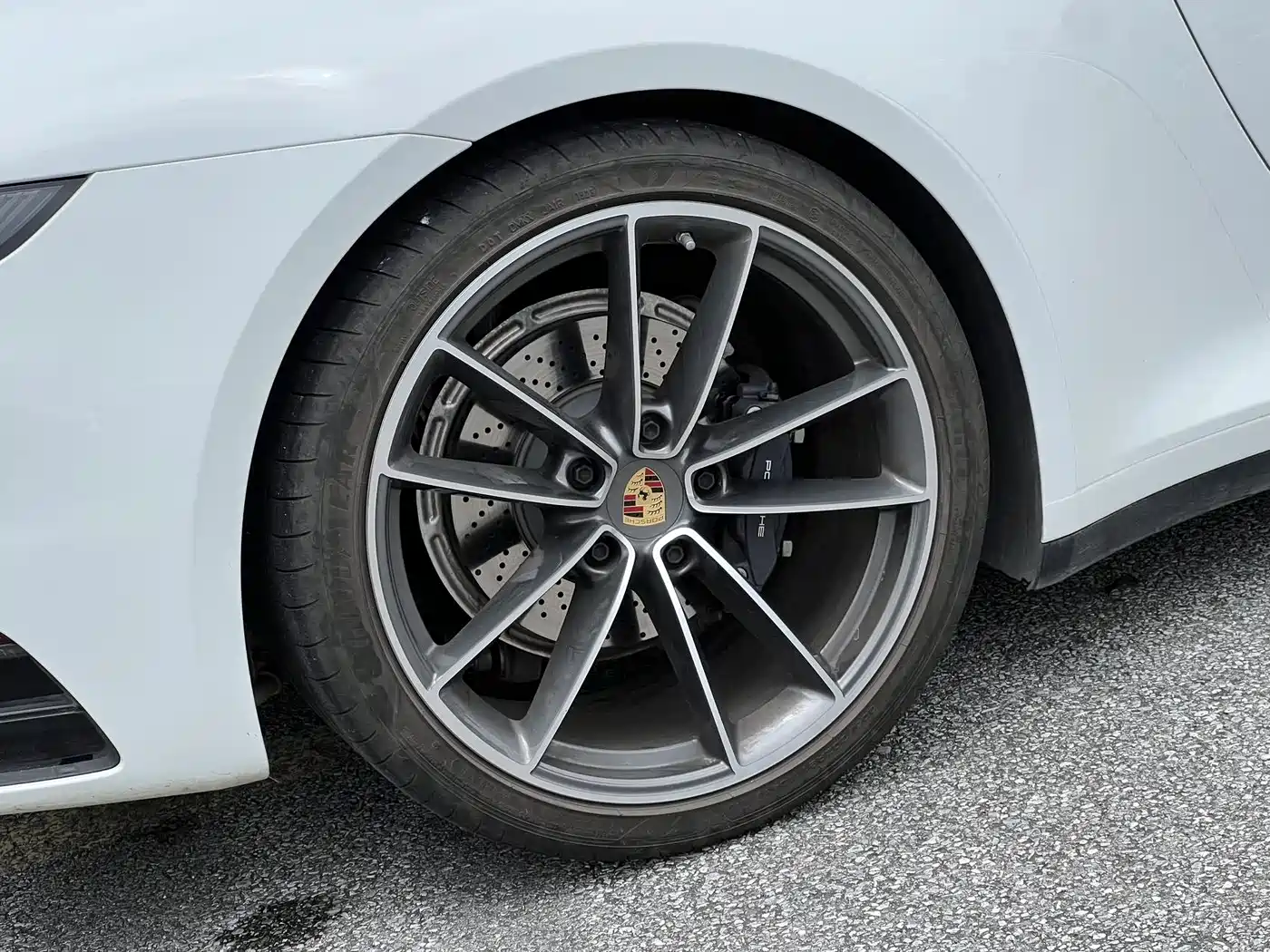 Porsche 911 2023 Carrera 4 3.0T фото 11