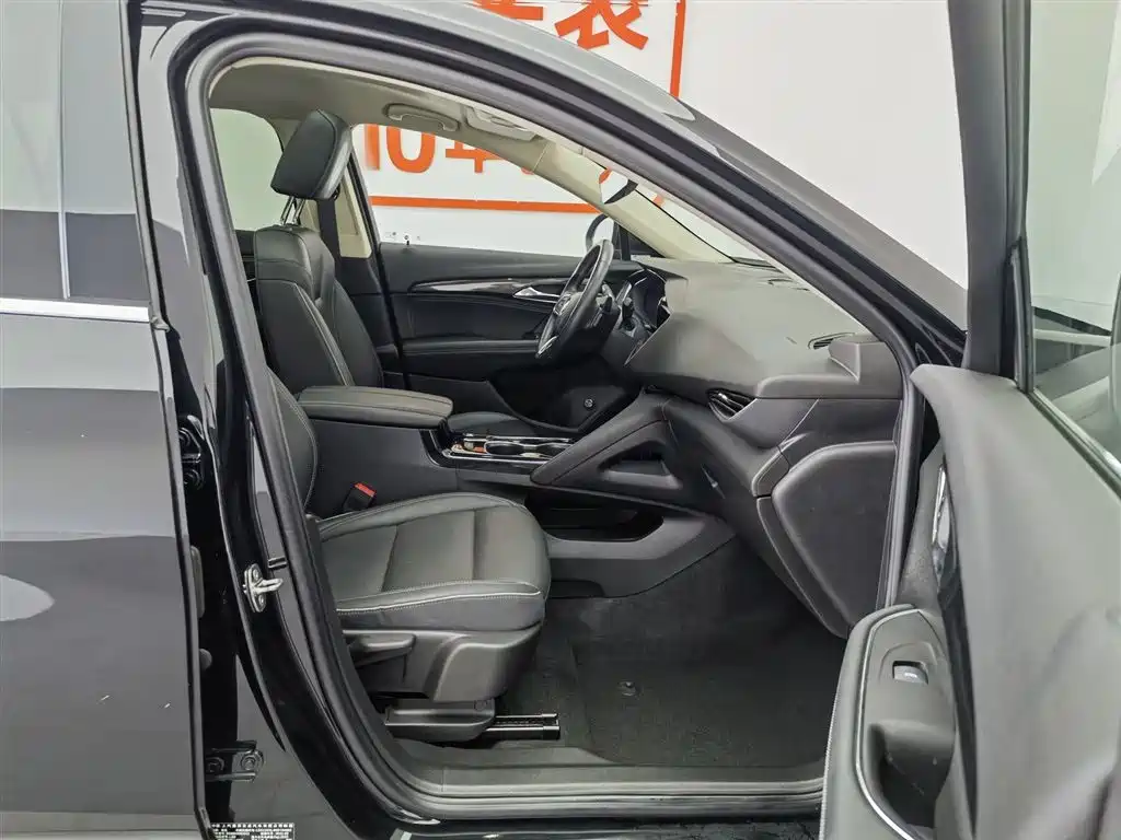 Buick Envision Plus 2021 Envision Plus 652T 5-seater Luxury фото 23