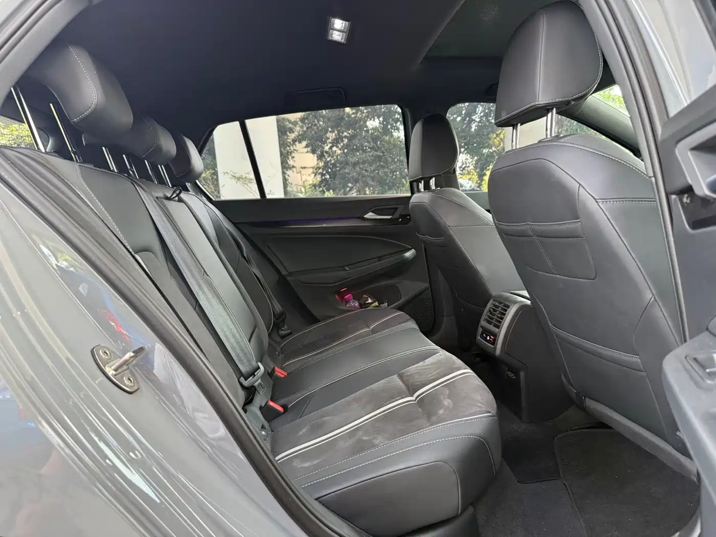 Volkswagen Golf 2023 Facelift 280TSI DSG R-Line Lite фото 11