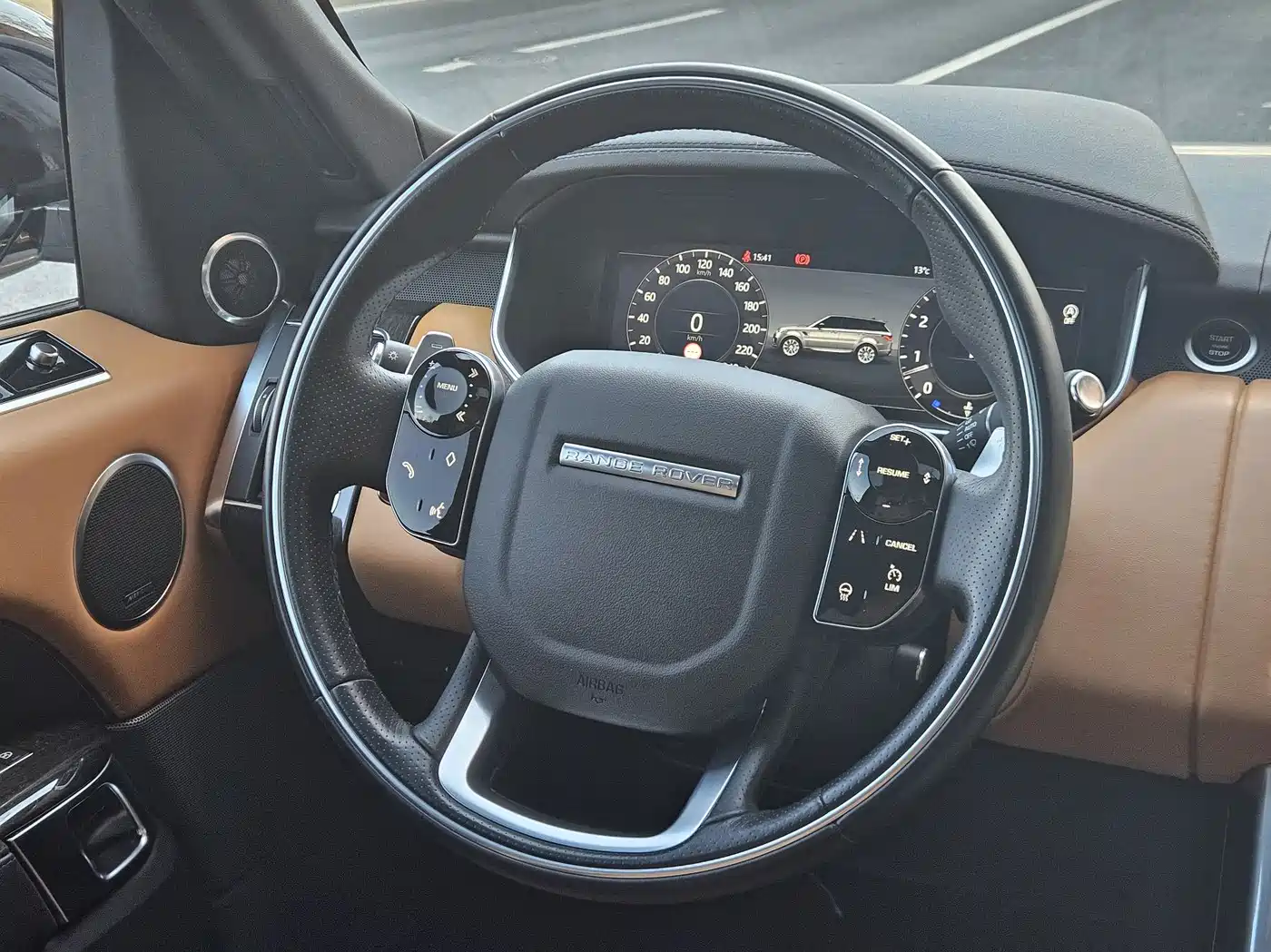 Land Rover Range Rover Sport 2021 3.0 L6 Gloss Black Edition фото 11
