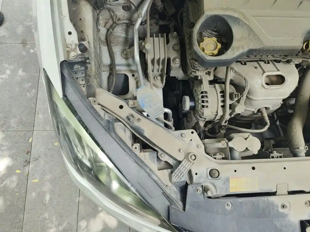 Roewe 360 2016 2015 1.5L Automatic Luxury