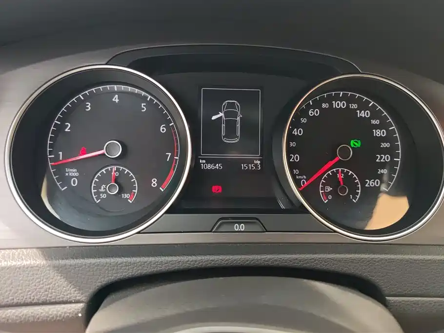 Volkswagen Golf 2015 1.4TSI Automatic Luxury фото 14