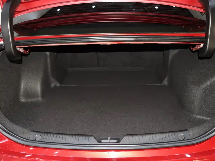 GAC Trumpchi Trumpchi GA6 2019 270T Automatic Premium Edition фото 17