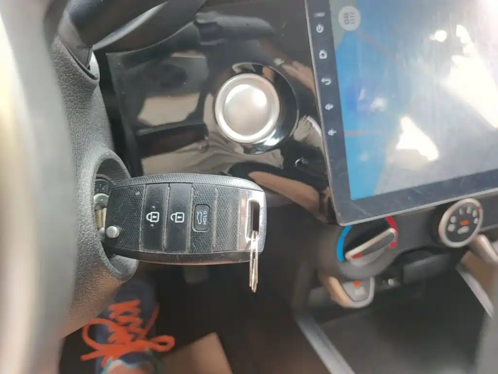 Kia K2 2018 2017 Sedan 1.4L AT GLS