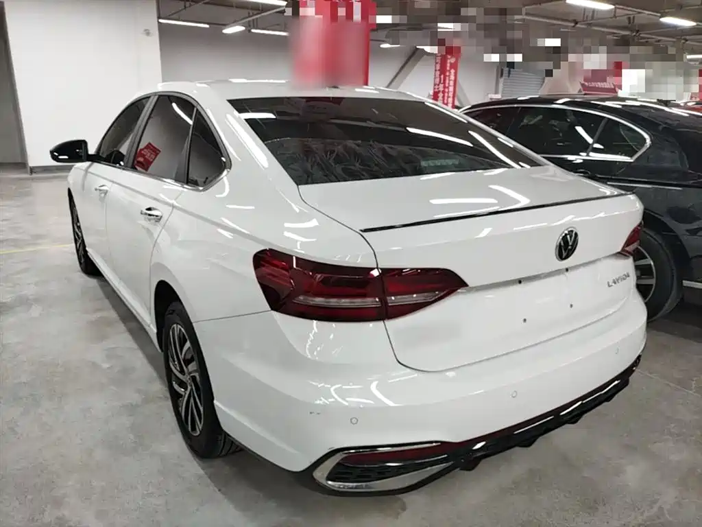 Volkswagen Lavida 2024 Model 300TSI DSG Starlight Leading Edition фото 5