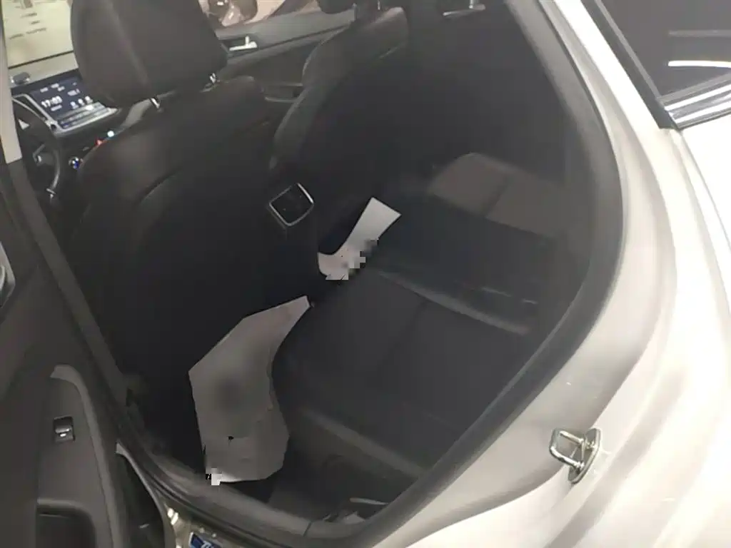 Hyundai Tucson 2018 1.6T DCT 2WD 15th Anniversary Special Edition фото 17