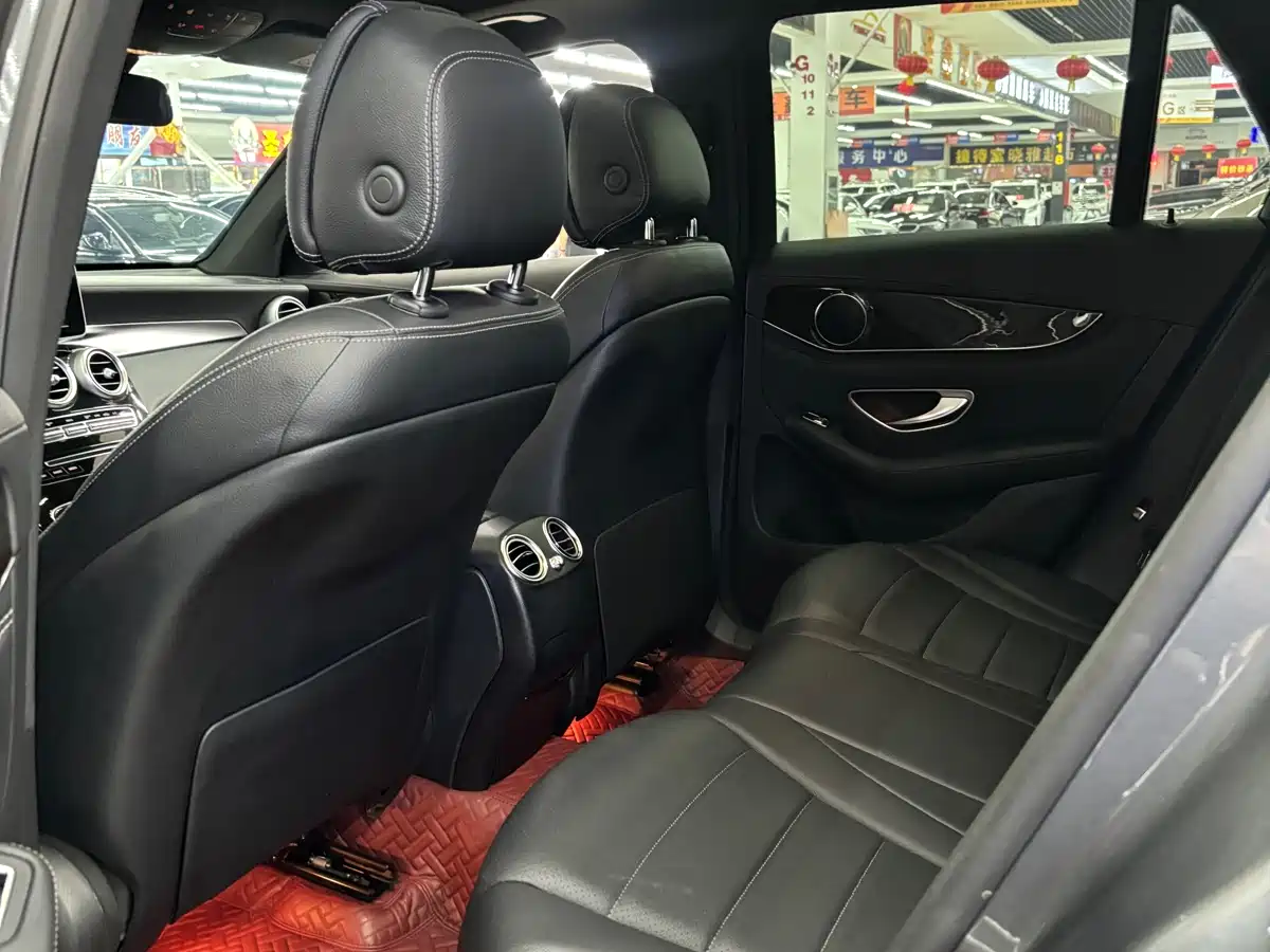 Mercedes-Benz GLC 2017 GLC 260 4MATIC Dynamic фото 5