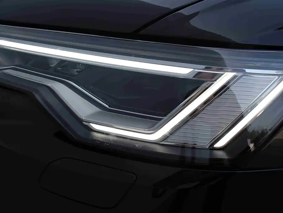 Audi A6L 2024 40 TFSI Luxury Dynamic фото 8