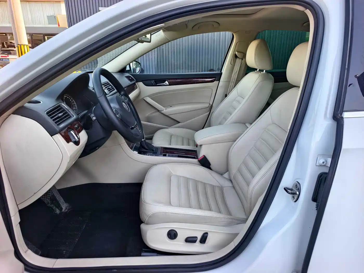 Volkswagen Passat 2013 1.8TSI DSG Yuzun фото 7