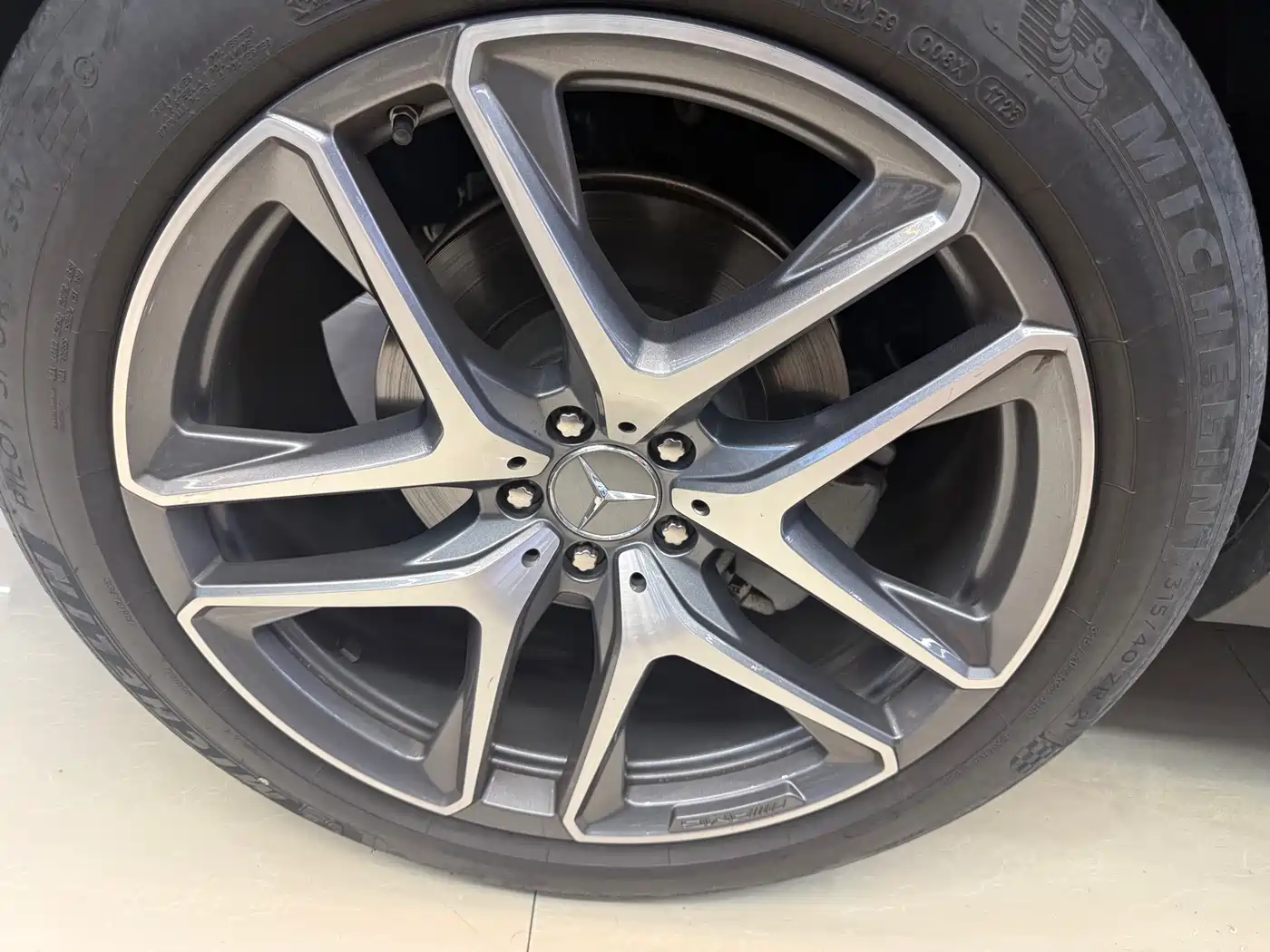 Mercedes-Benz GLE AMG 2024 AMG GLE 53 4MATIC+ фото 15