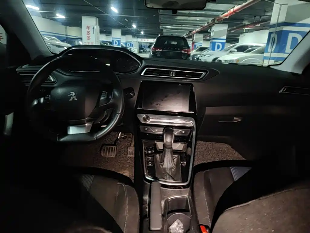 Photo 5 - Peugeot 308
