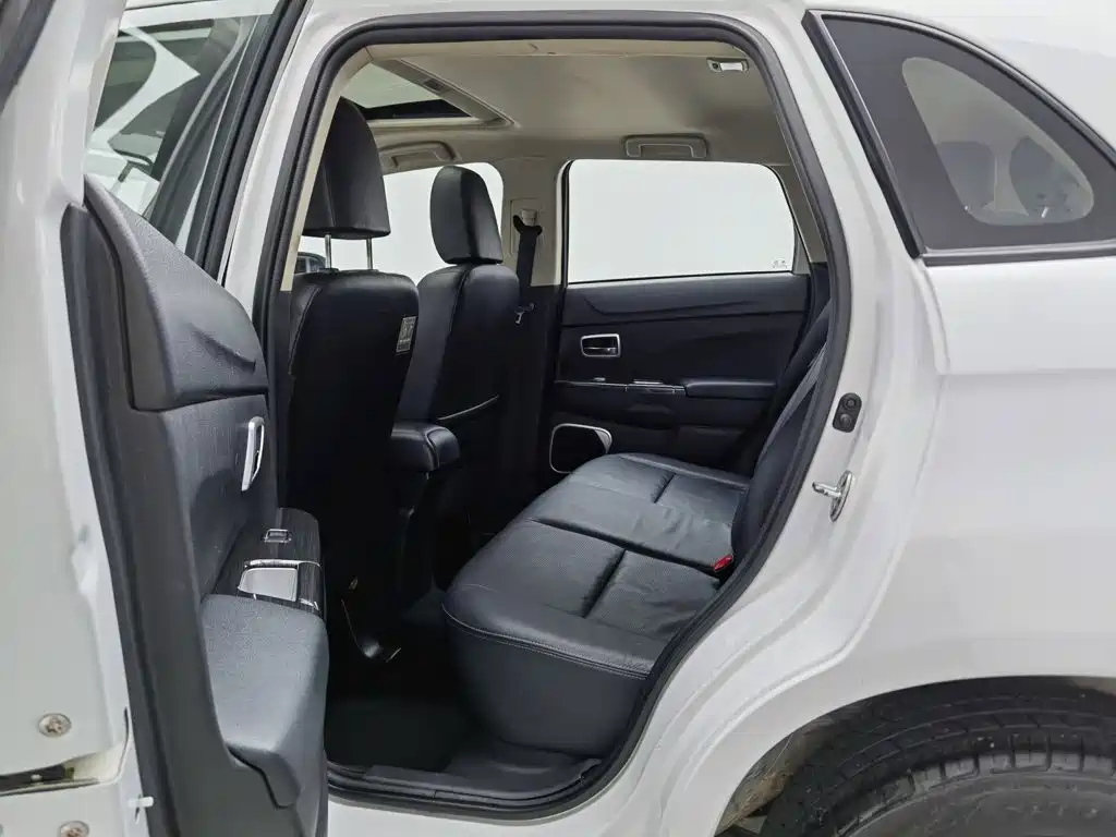 Mitsubishi ASX 2019 2018 2.0L CVT 2WD Premium
