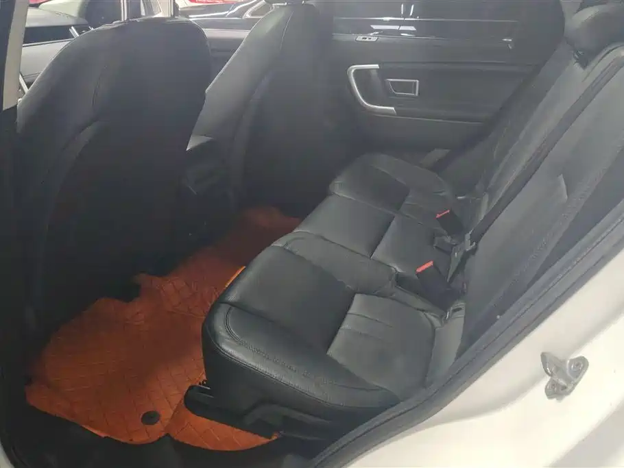 Land Rover Discovery Sport 2016 2.0T HSE фото 11