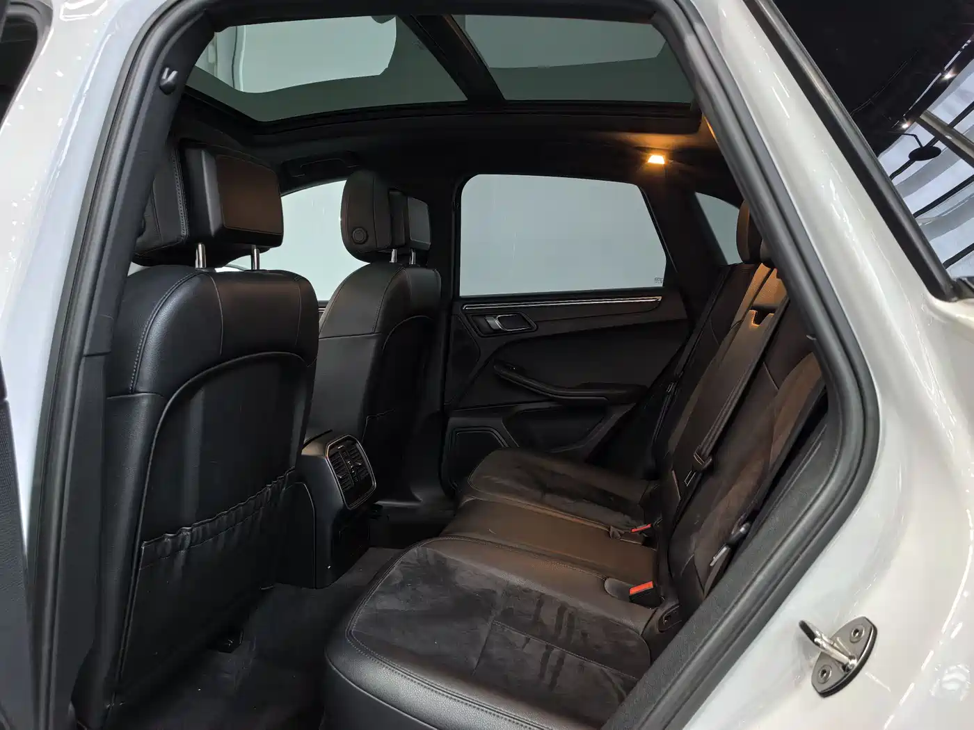 Porsche Macan 2017 Macan 2.0T фото 13