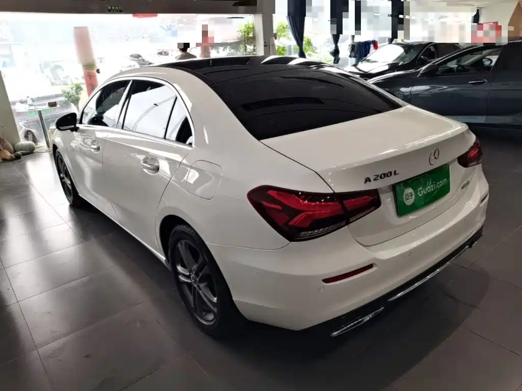 Фото 5 - Mercedes-Benz A-Class