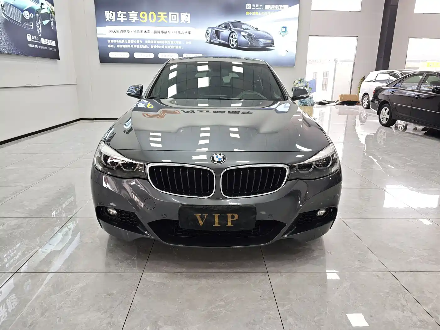 BMW 3 Series GT 2019 320i M Sport Model фото 2