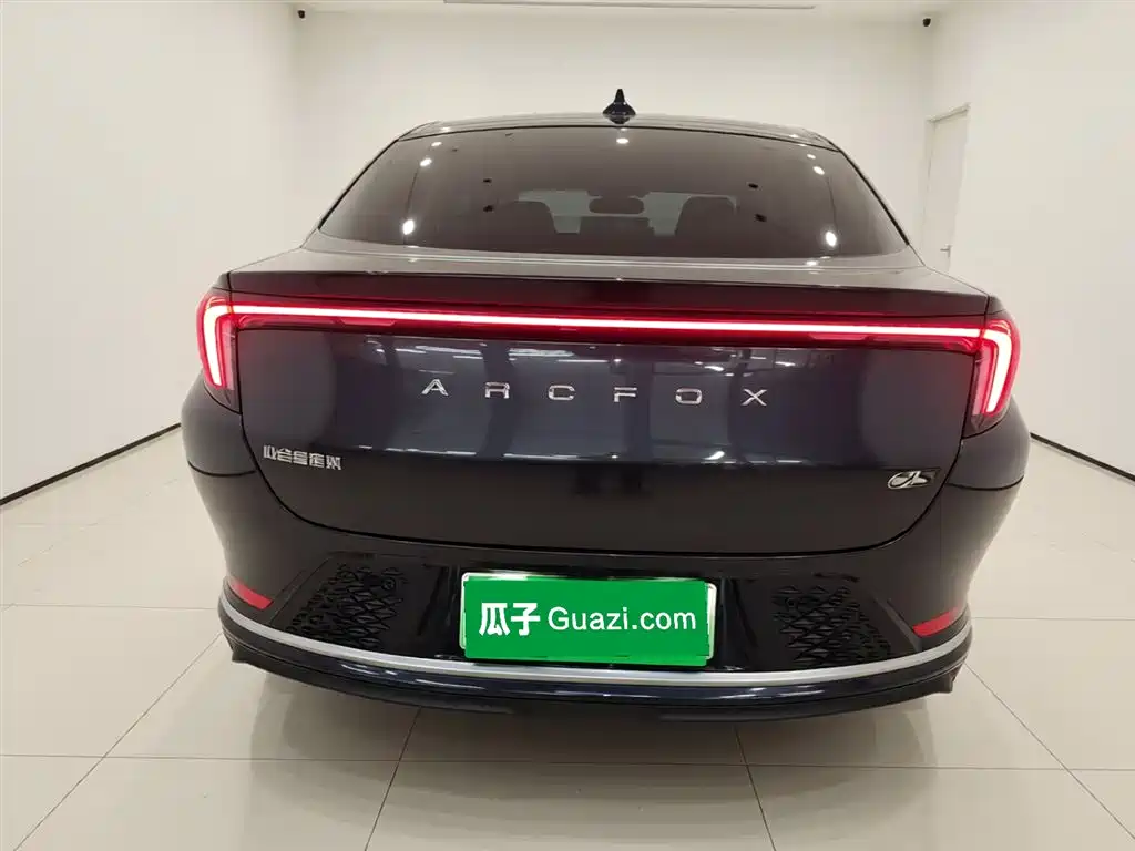 ARCFOX Alpha S 2024 2023 Model 525 Forest Edition 175kW