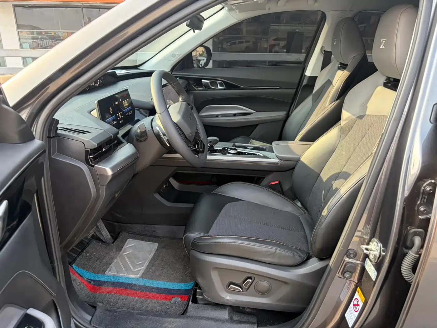 CHANGAN CHANGAN AUCHAN Z6