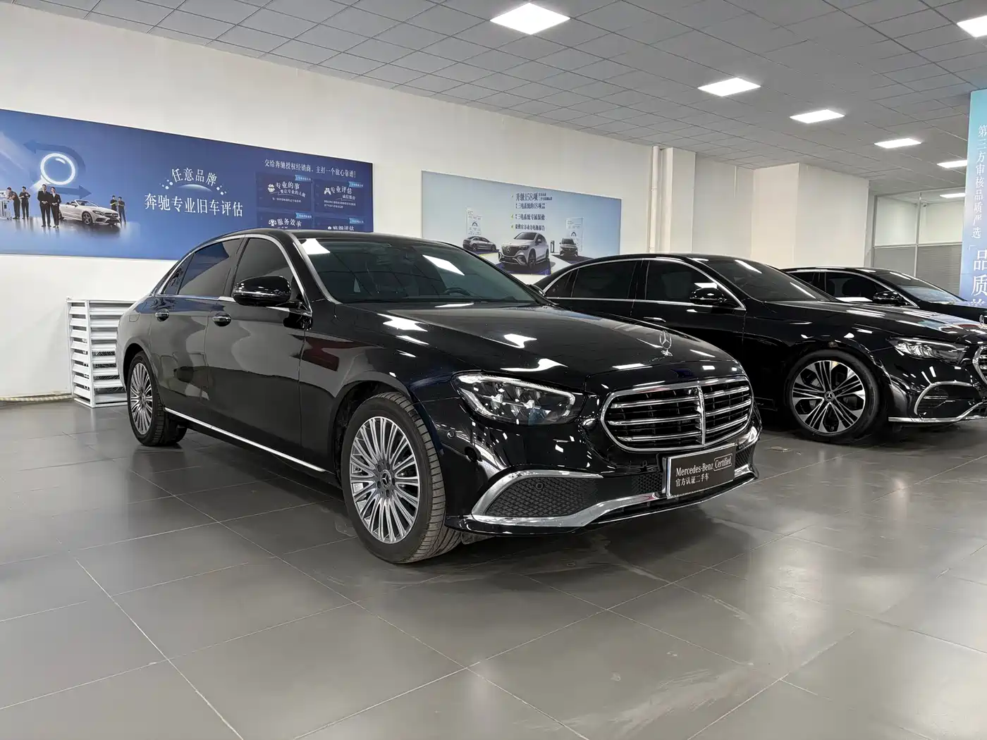 MERCEDES-BENZ E CLASS