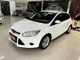 Фото 2 - Ford Focus