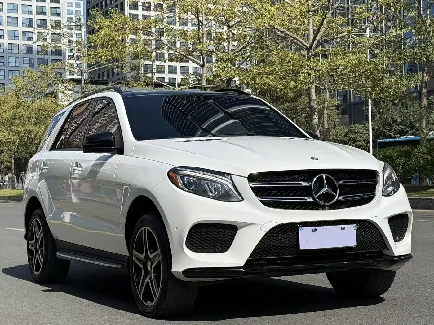 Mercedes-Benz GLE 2017 GLE 450 AMG 4MATIC фото 3