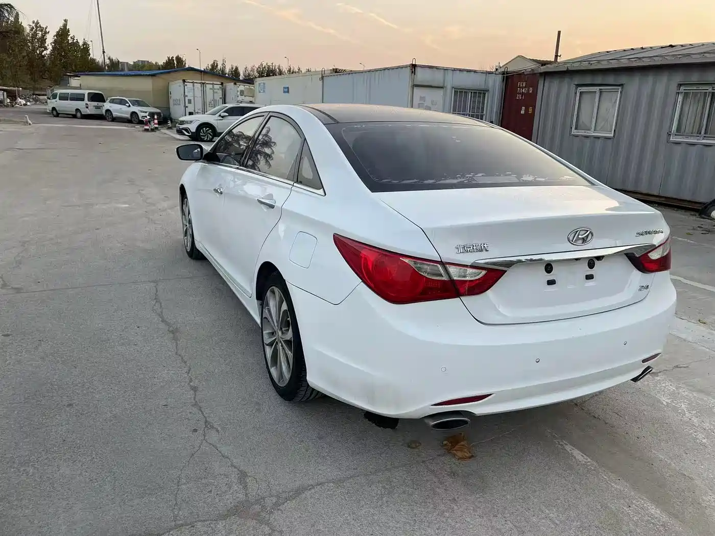 Hyundai Sonata 2014 2.4L Automatic Luxury Edition China IV фото 5