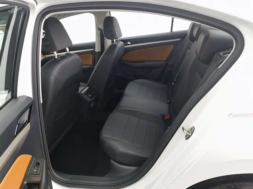 Volkswagen Bora 2024 200TSI DSG Joy Ride PRO Edition фото 15