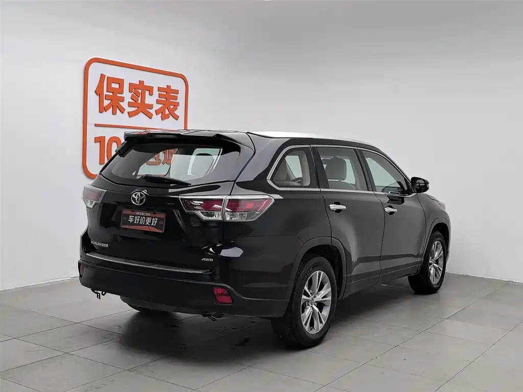 Toyota Highlander 2015 2.0T AWD Elite Edition 7-seater фото 2