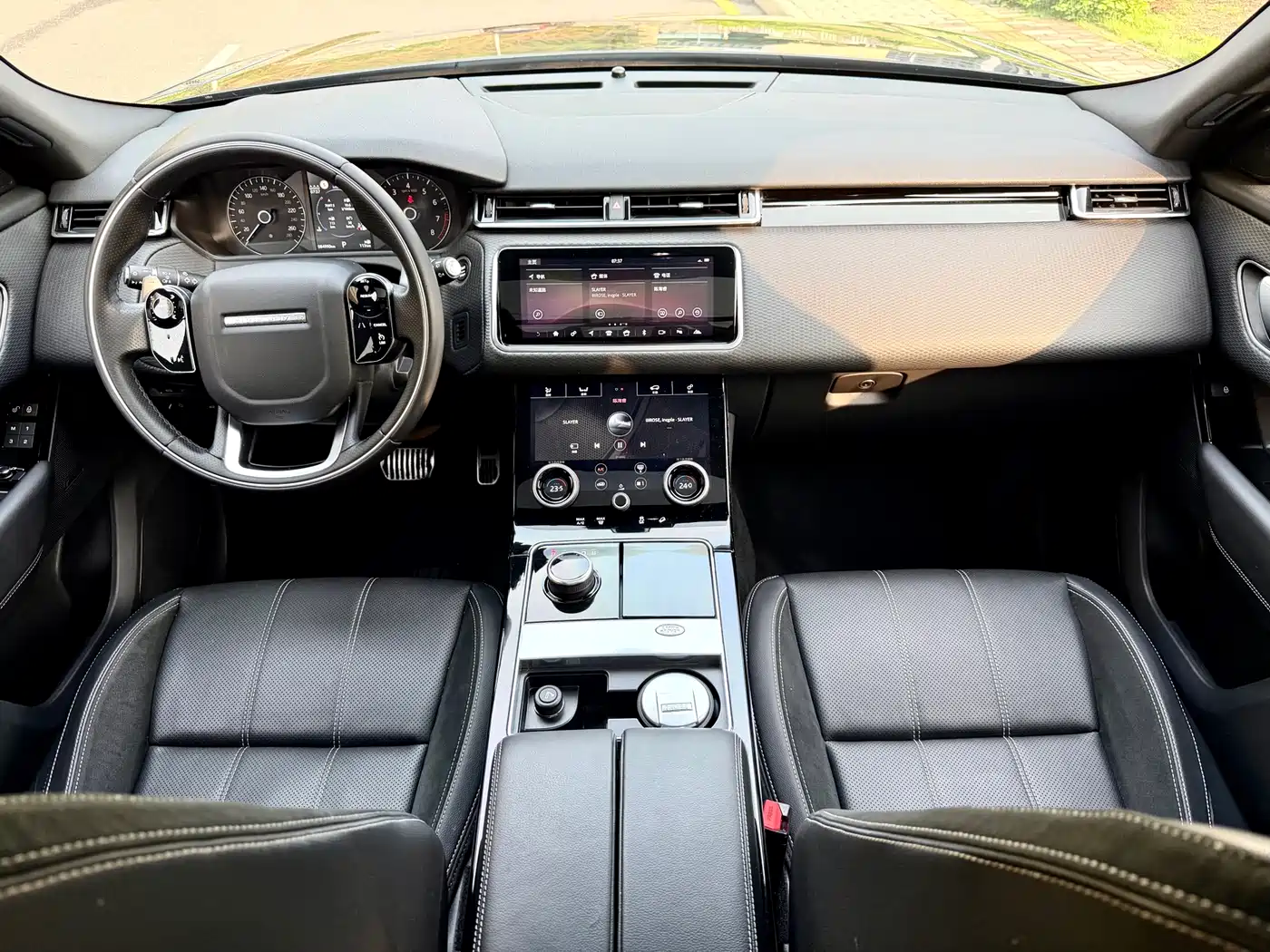 Land Rover Range Rover Velar 2019 250PS R-DYNAMIC S фото 11