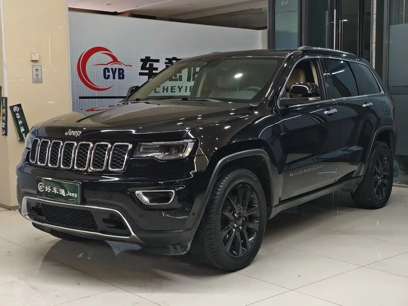 Фото 1 - Jeep Grand Cherokee (Import)