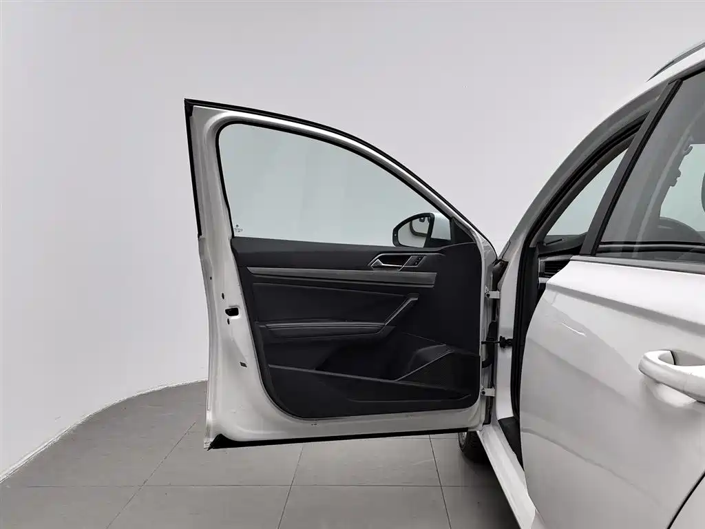 Volkswagen Lavida 2018 Hatchback 280TSI DSG Comfort Edition China V фото 8
