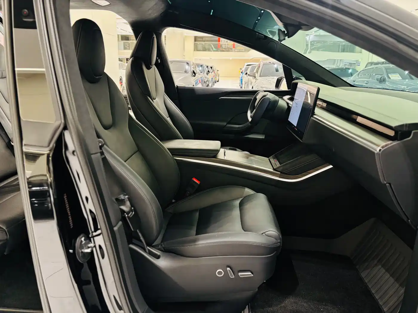 2025 Tesla Model X